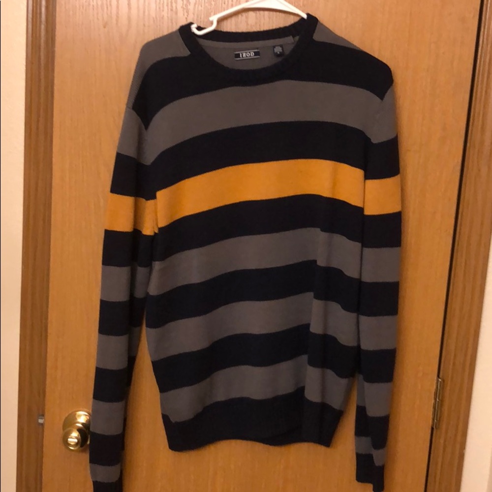 IZOD sweater